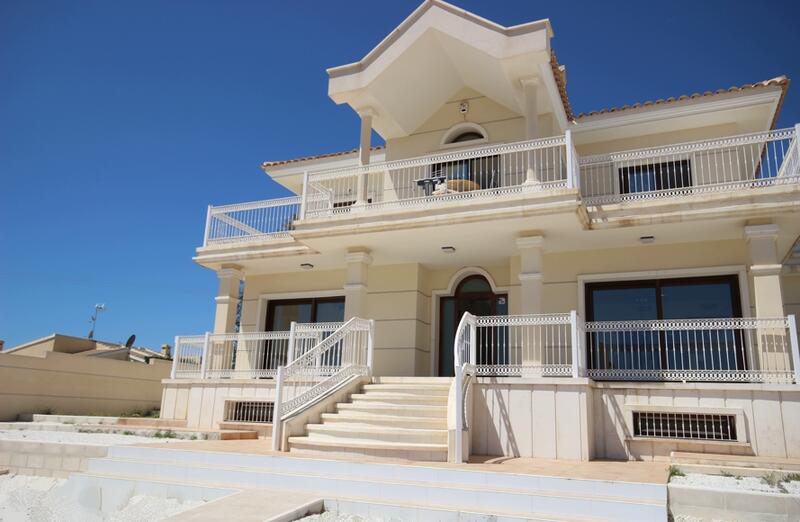 Villa til salg i Ciudad Quesada, Alicante