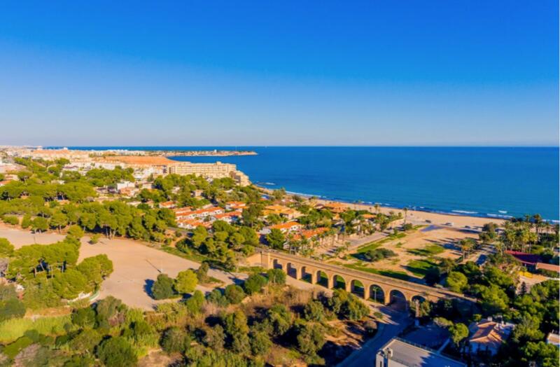 6 bedroom Villa for sale