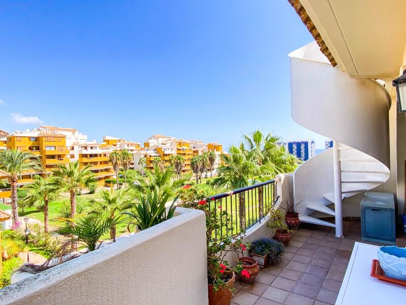 Apartment for sale in Punta Prima, Alicante