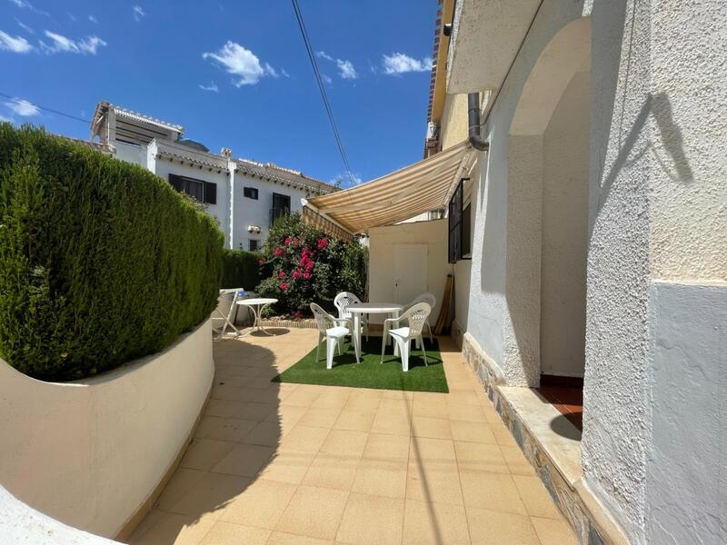 2 Cuarto Villa en venta