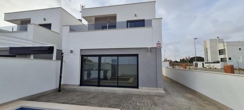 3 Cuarto Villa en venta