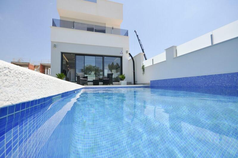 Villa till salu i Pilar de la Horadada, Alicante