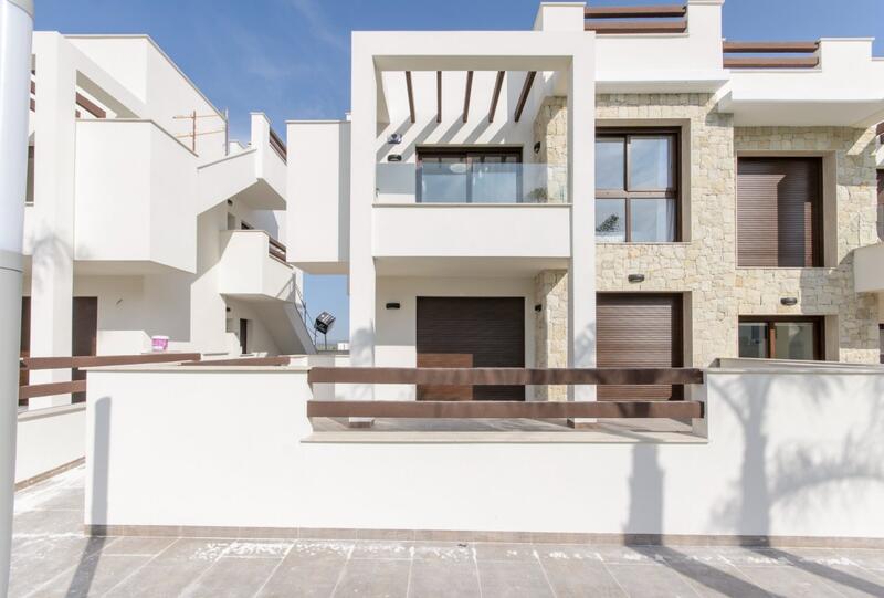 Villa til salg i Torrevieja, Alicante