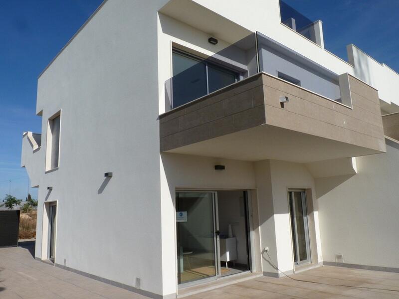 Villa à vendre dans Pilar de la Horadada, Alicante