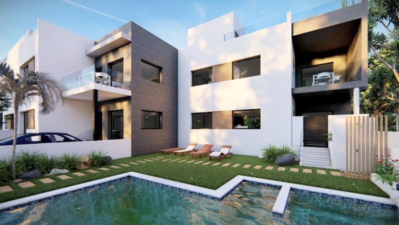 Villa en venta en Pilar de la Horadada, Alicante