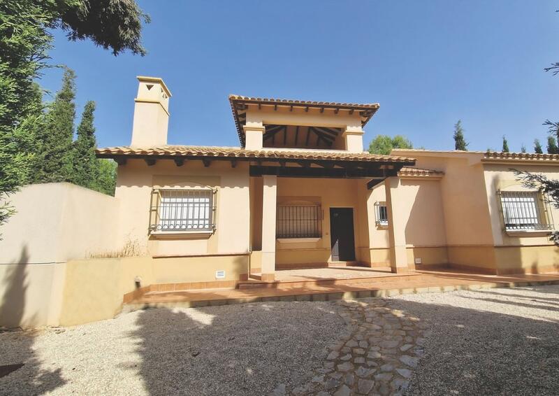 Villa en venta en Fuente Alamo, Murcia