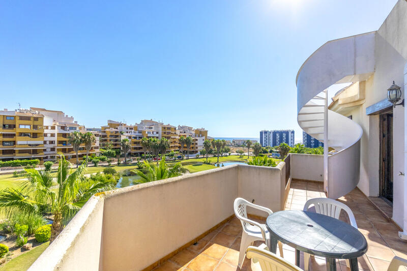 Apartamento en venta en Punta Prima, Alicante