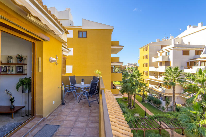 Apartamento en venta en Punta Prima, Alicante