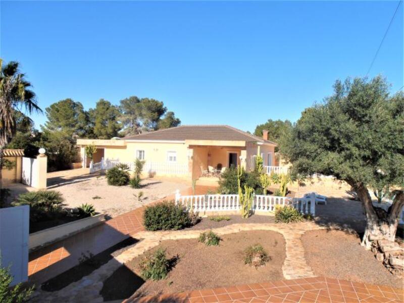 4 Cuarto Villa en venta