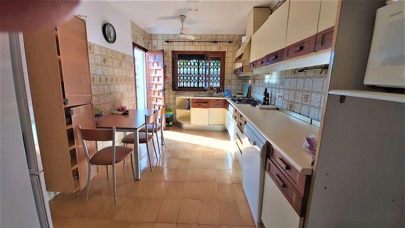 4 Cuarto Villa en venta