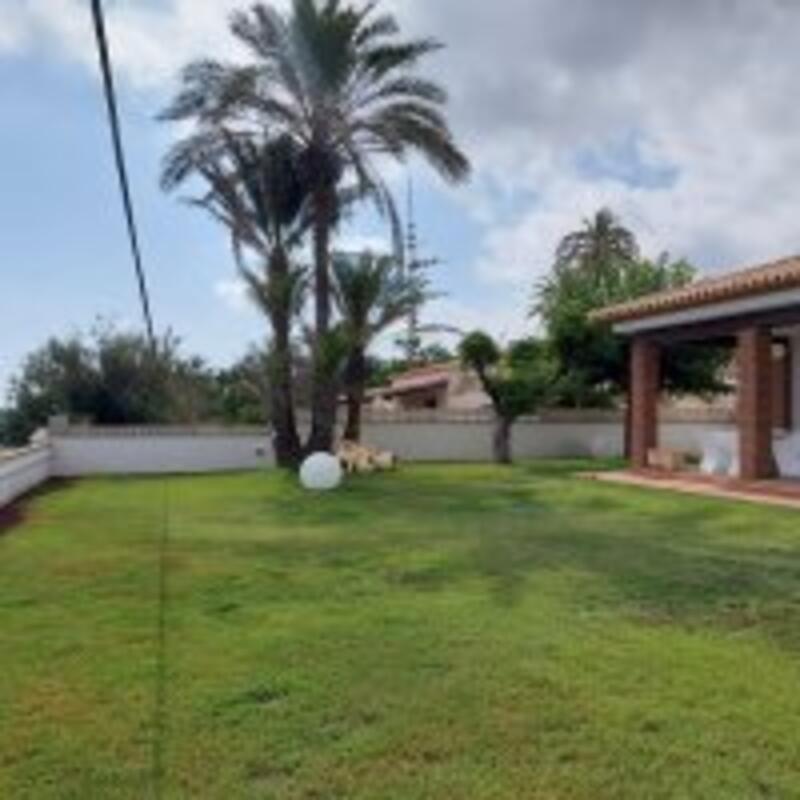 4 bedroom Villa for sale