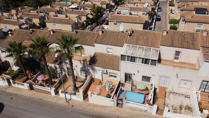 Duplex zu verkaufen in Orihuela Costa, Alicante