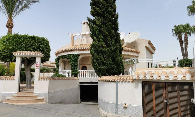 3 Cuarto Villa en venta