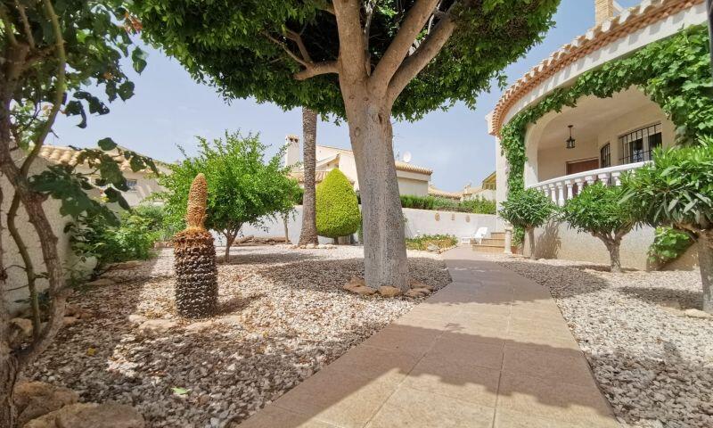 3 Cuarto Villa en venta