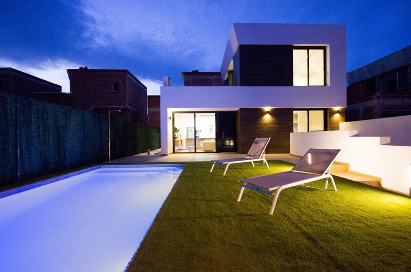 Villa for sale in El Campello, Alicante