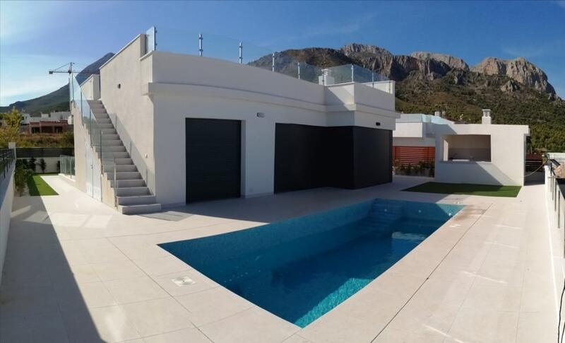 Villa til salg i Polop, Alicante