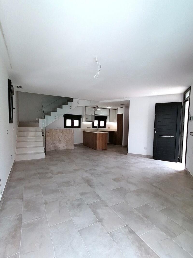 3 Cuarto Villa en venta