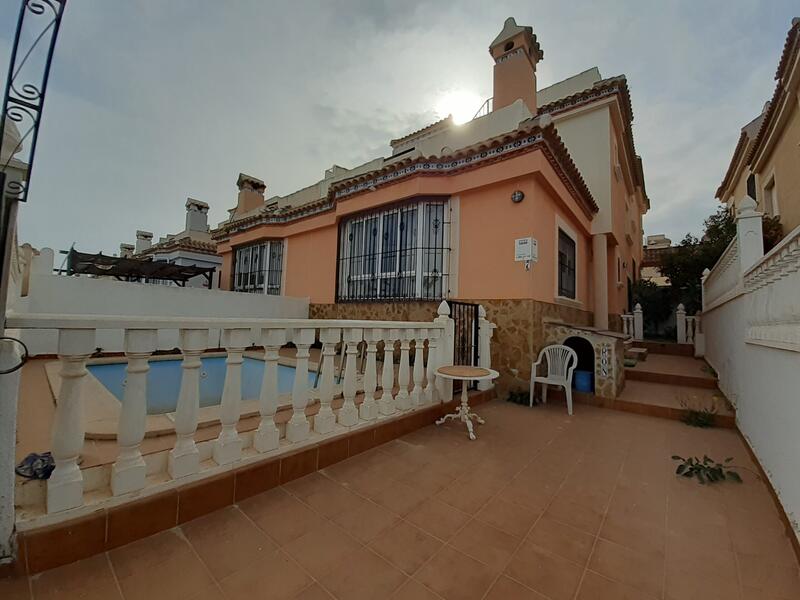 Duplex for sale in Orihuela Costa, Alicante