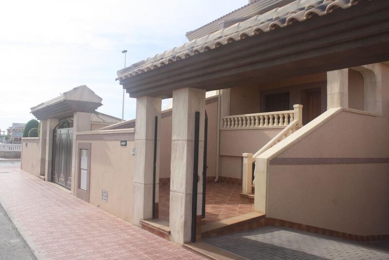 Duplex à vendre dans Torrevieja, Alicante