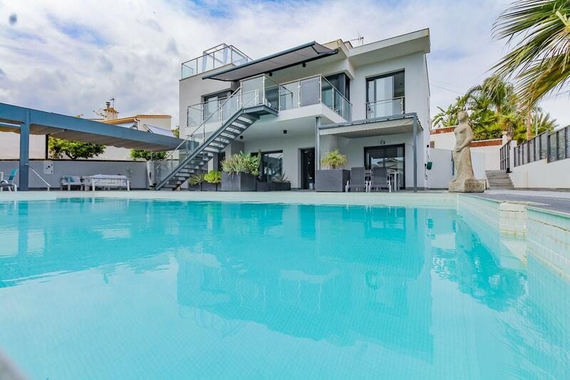 Villa for sale in Ciudad Quesada, Alicante