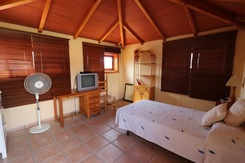 4 Cuarto Villa en venta