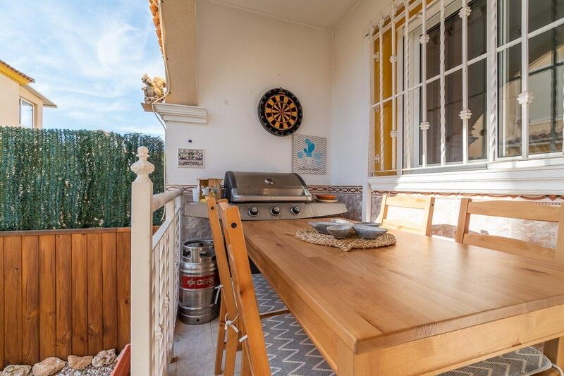 3 sovrum Duplex till salu