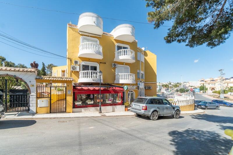 2 Cuarto Villa en venta