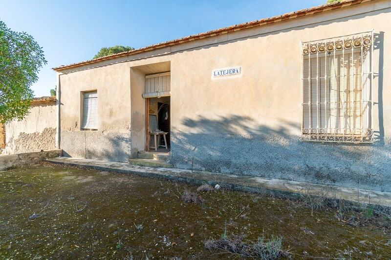 3 bedroom Country House for sale