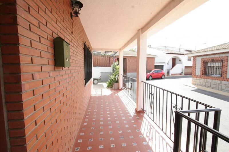 4 Cuarto Villa en venta