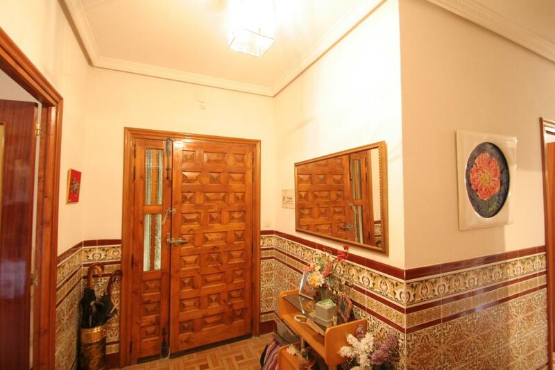 4 Cuarto Villa en venta