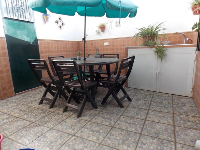 6 Cuarto Villa en venta