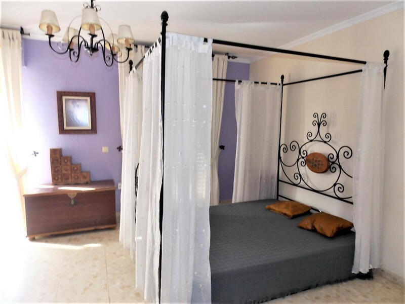 4 chambre Duplex à vendre