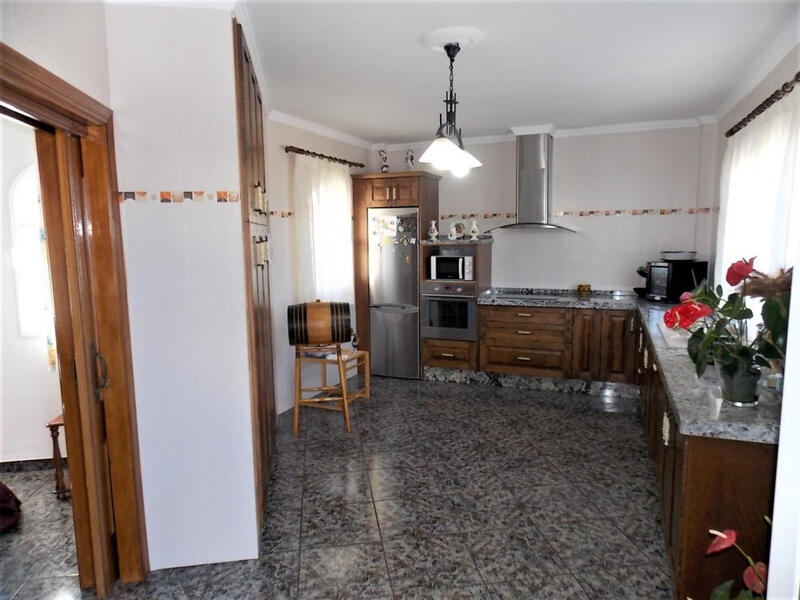 10 Cuarto Villa en venta