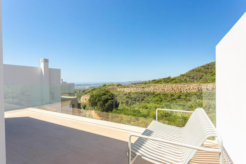 Duplex for sale in Mijas, Málaga