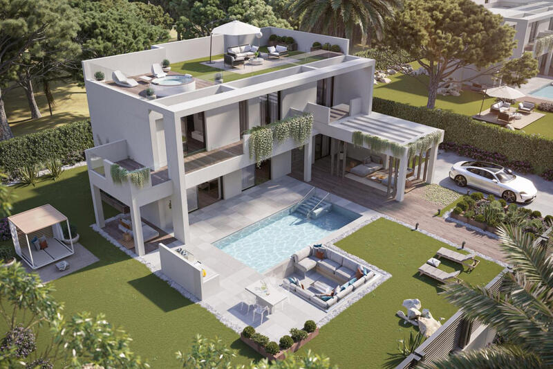 Villa for sale in San Luis de Sabinillas, Málaga