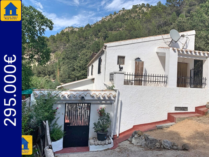 Villa Te koop in Castril de la Peña, Granada