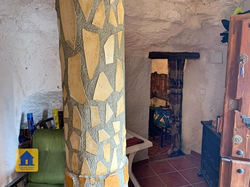 4 soverom Grottehuset til salgs