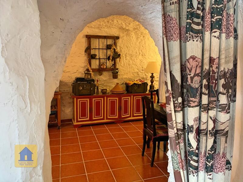 4 bedroom Cave House for sale