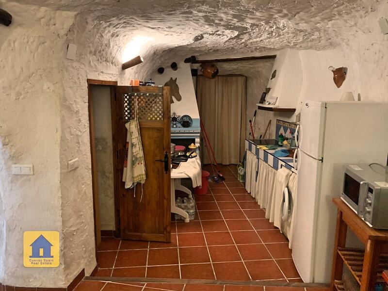 4 soverom Grottehuset til salgs