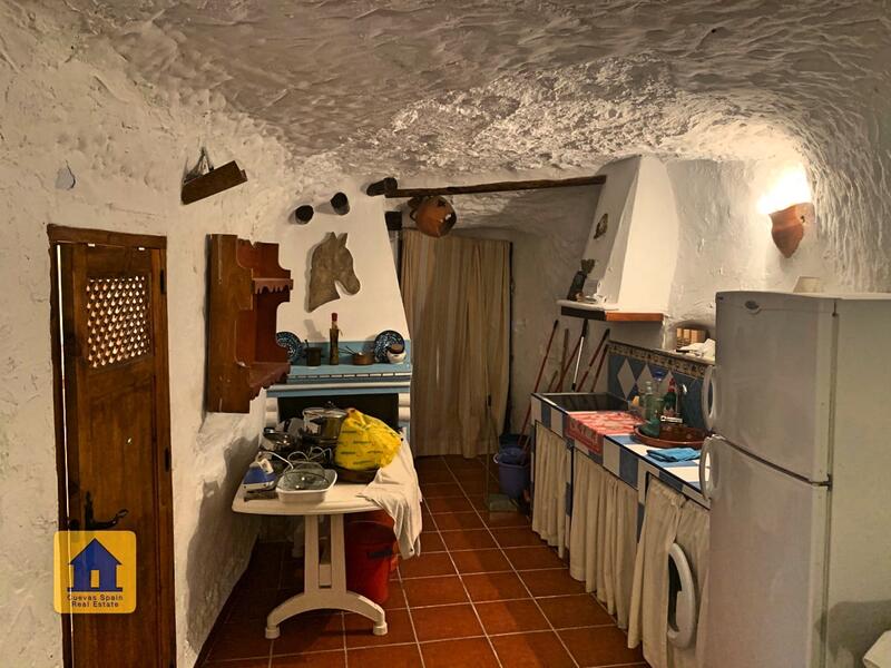 4 soverom Grottehuset til salgs