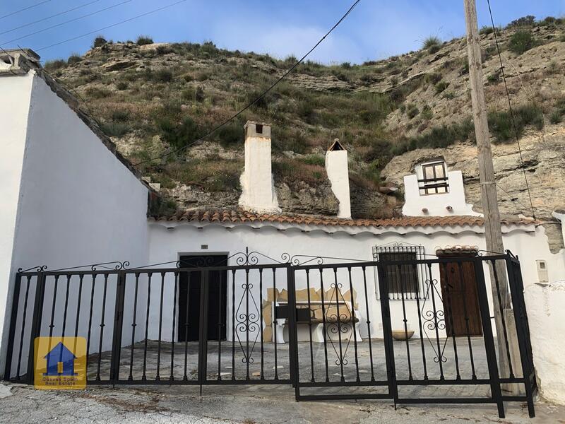 4 Cuarto Casa Cueva en venta