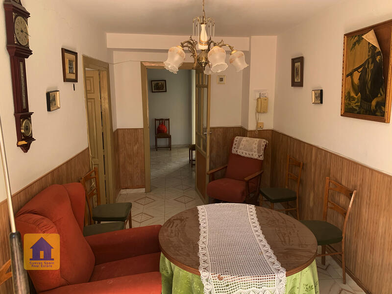 4 Schlafzimmer Landhaus zu verkaufen