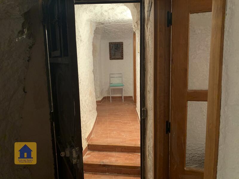 5 chambre Maison Troglodyte à vendre