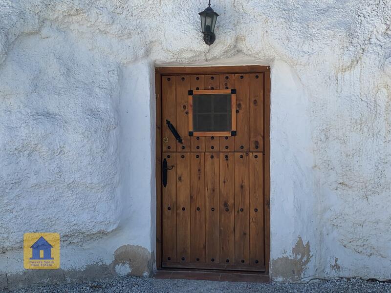 5 chambre Maison Troglodyte à vendre