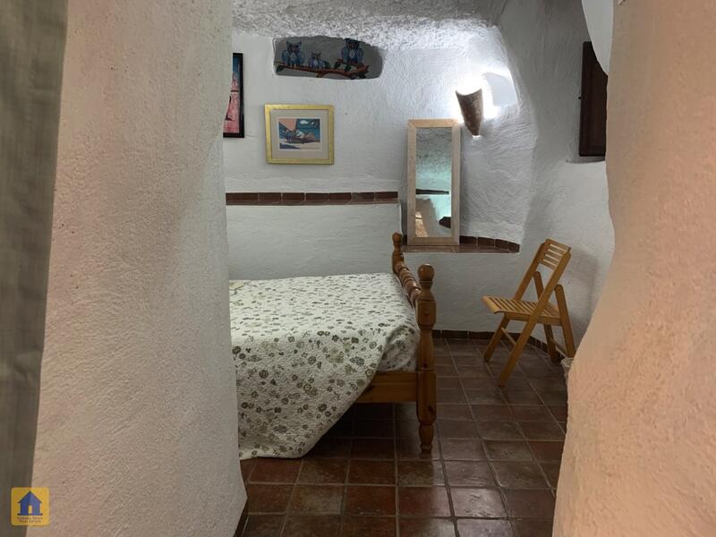 4 chambre Maison Troglodyte à vendre