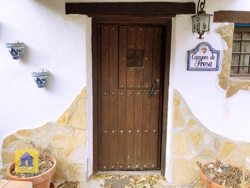 4 bedroom Cave House for sale