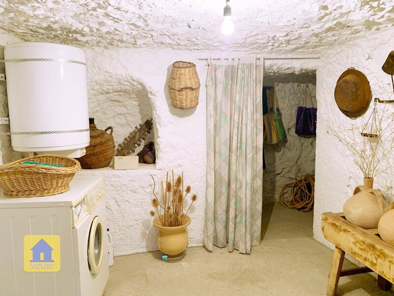 4 chambre Maison Troglodyte à vendre