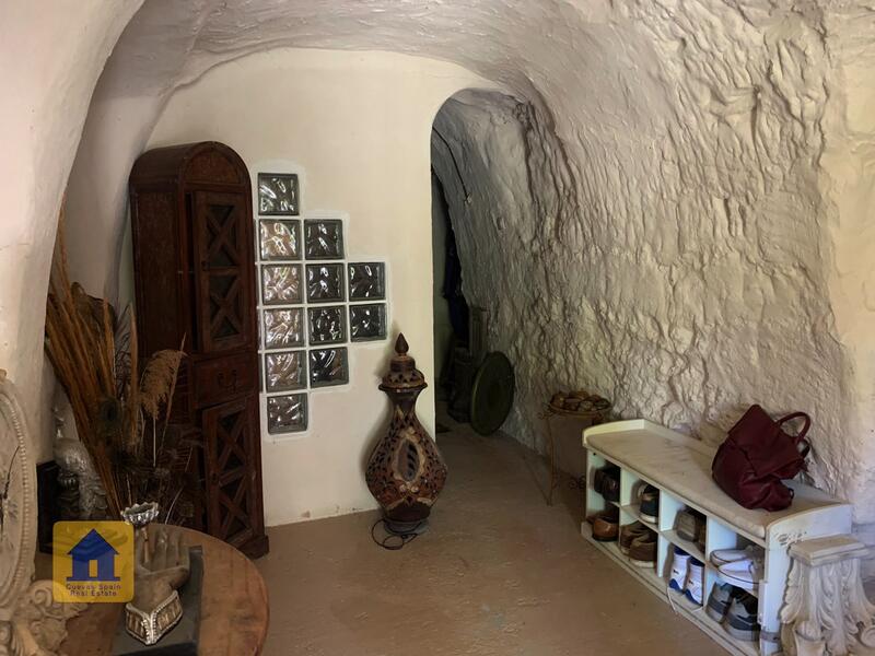 3 chambre Maison Troglodyte à vendre