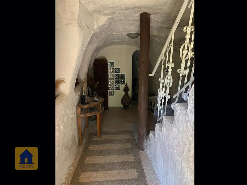 3 chambre Maison Troglodyte à vendre