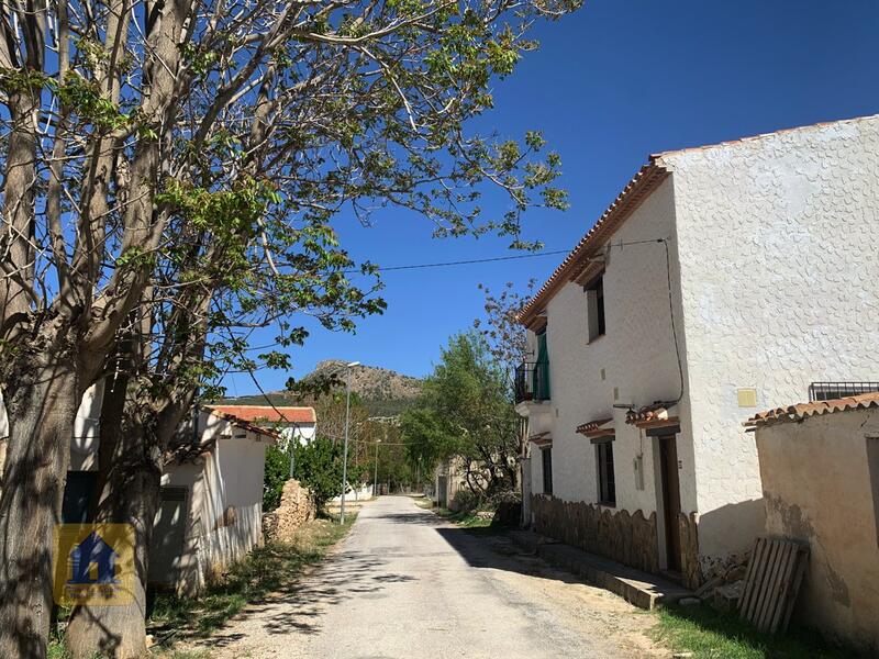 2 chambre Auberge à vendre